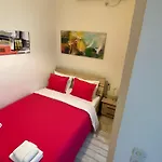 Apartment Port *