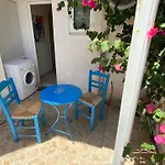 Port Apartment *